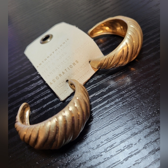 Anthropologie Jewelry - Anthropologie Large Gold Tone Seashell Huggie Stud‎ Earrings 1.5" Long NWT